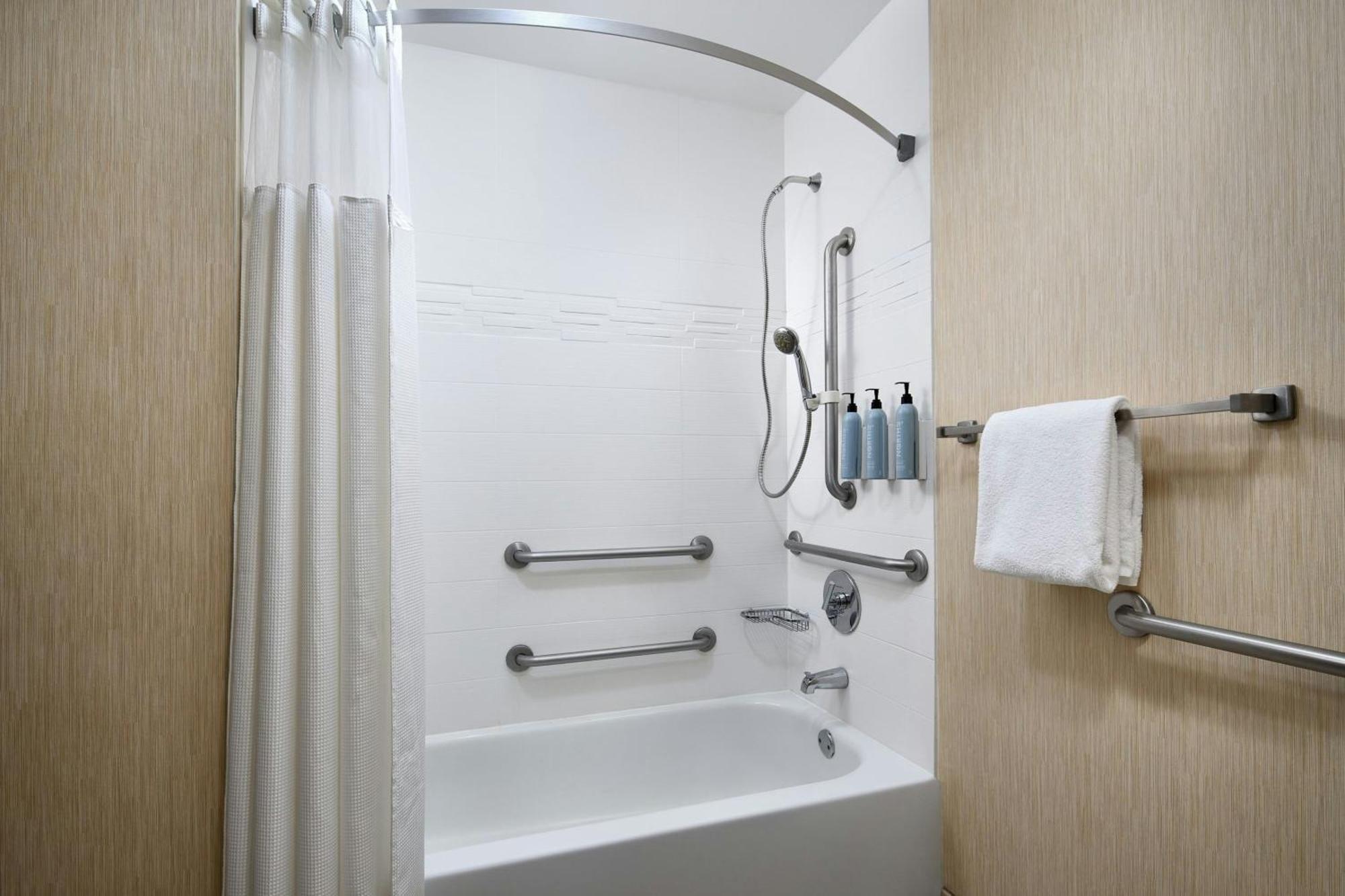 Residence Inn Charlotte Uptown Екстериор снимка