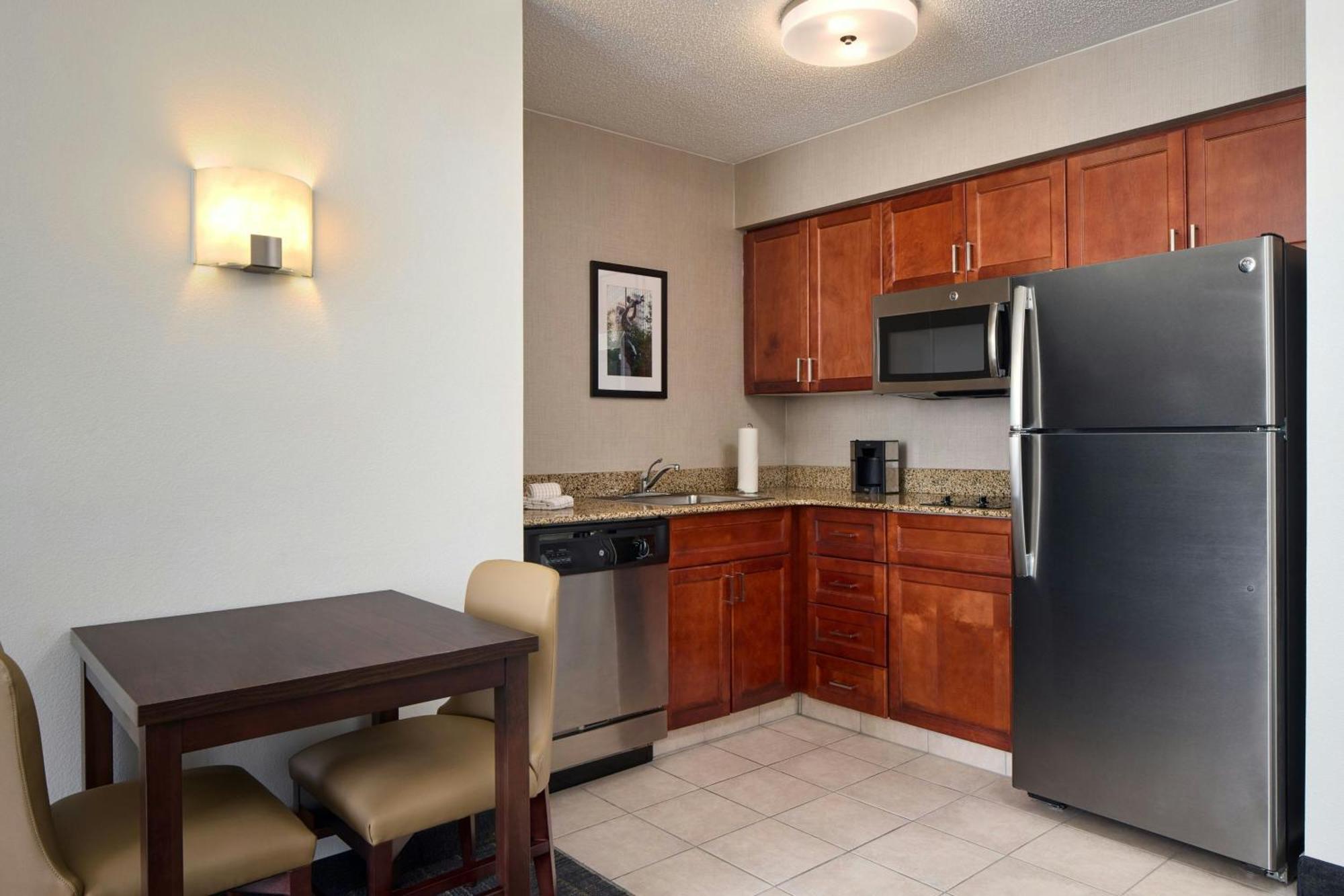 Residence Inn Charlotte Uptown Екстериор снимка