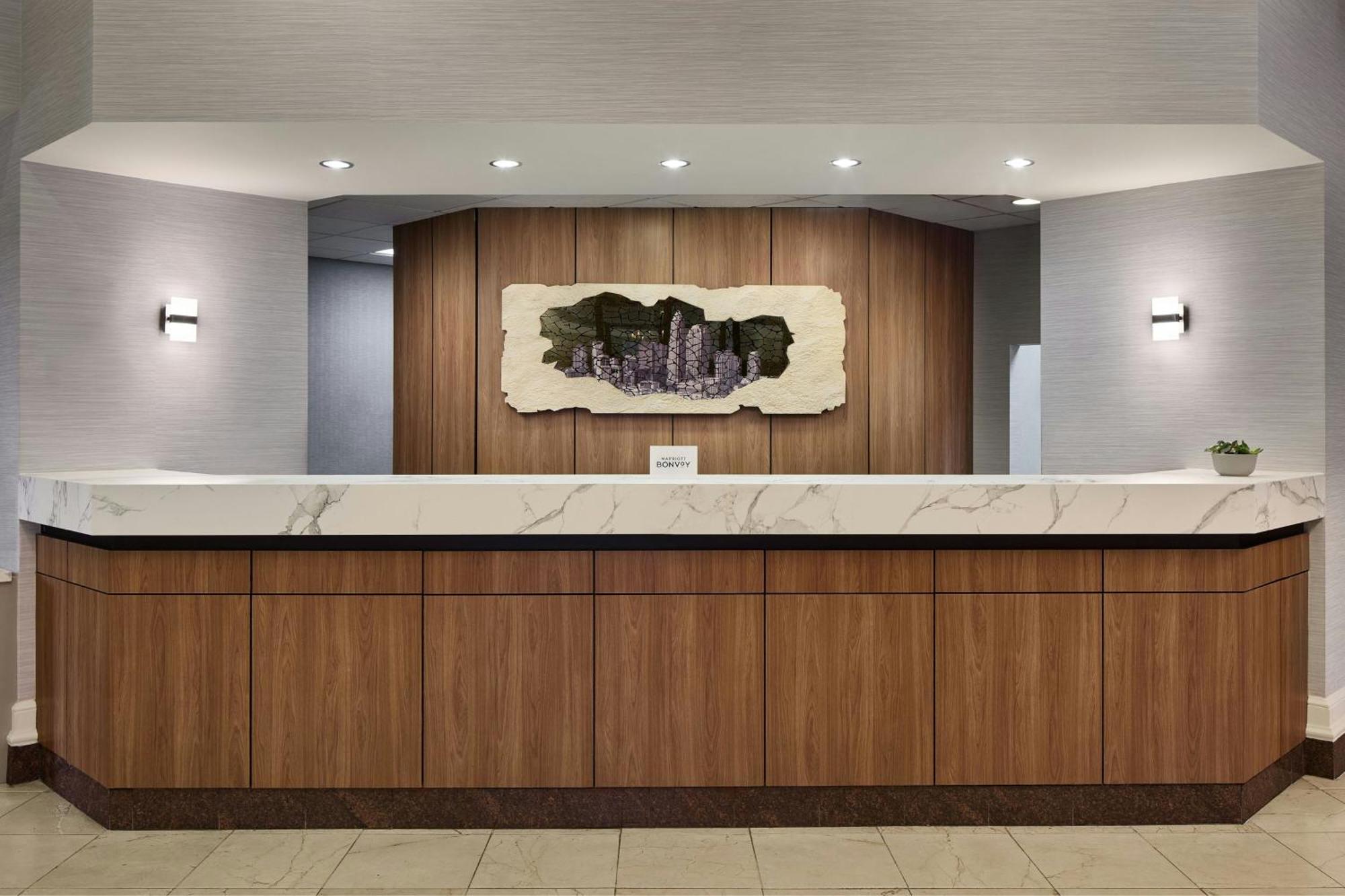 Residence Inn Charlotte Uptown Екстериор снимка