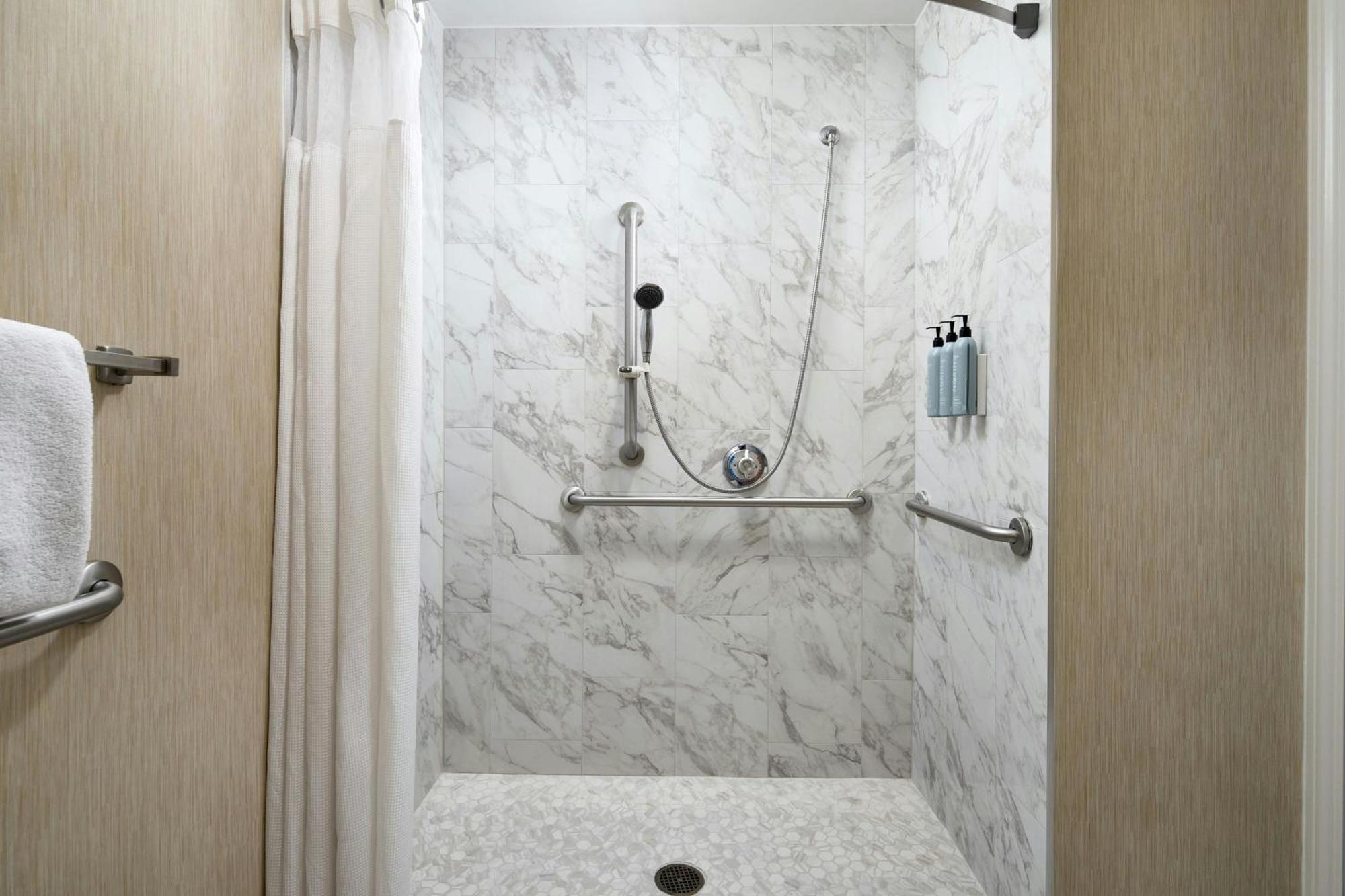 Residence Inn Charlotte Uptown Екстериор снимка