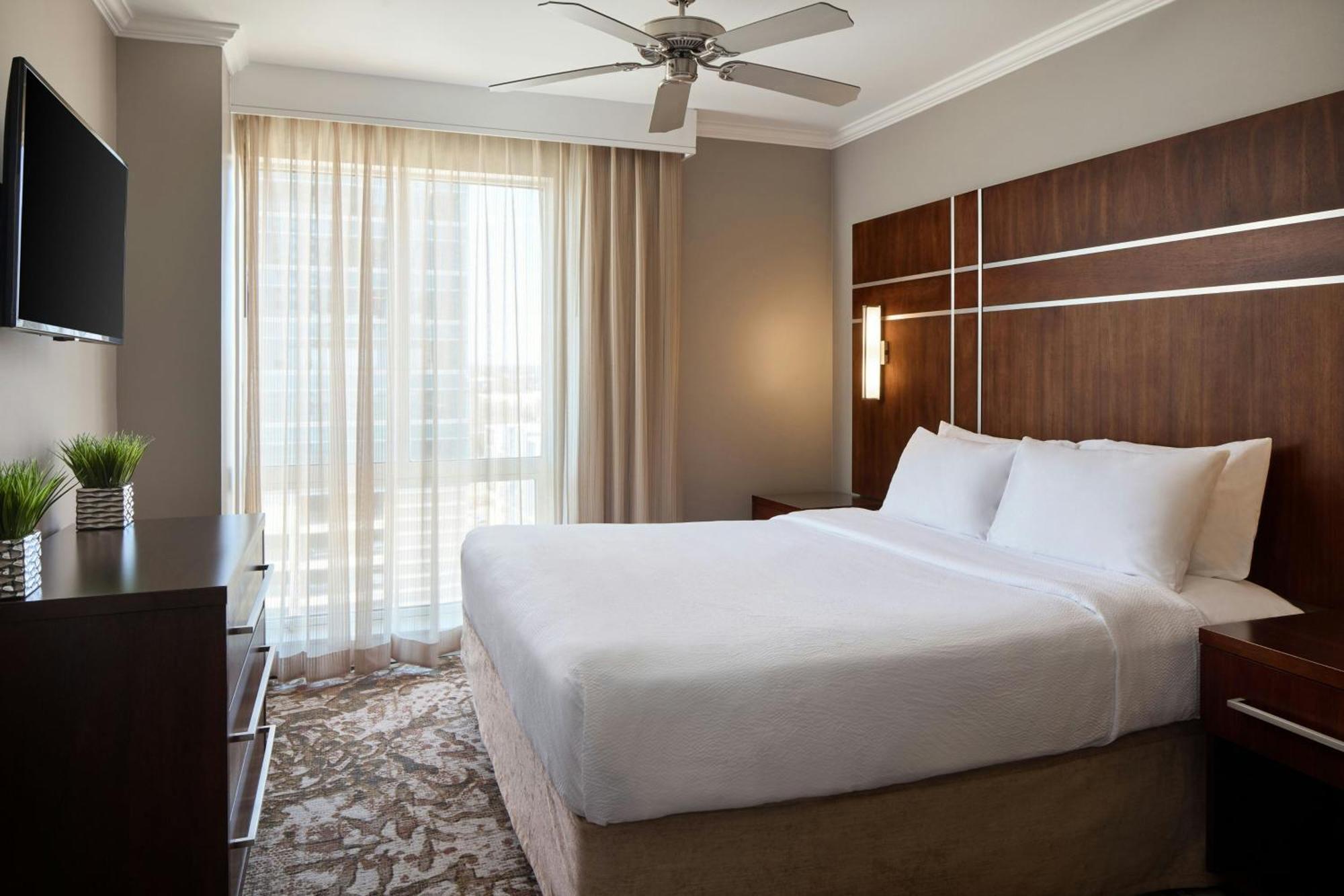 Residence Inn Charlotte Uptown Екстериор снимка